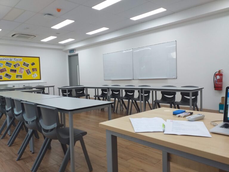 Teaching English Online: Everything I Wish I’d Known