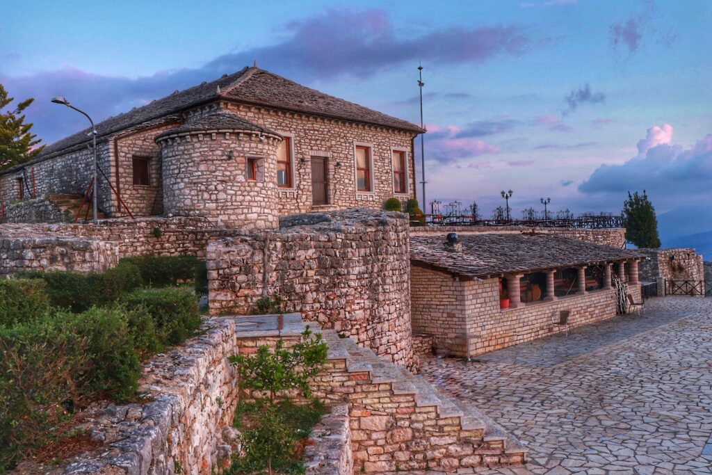 Lekuresi Castle