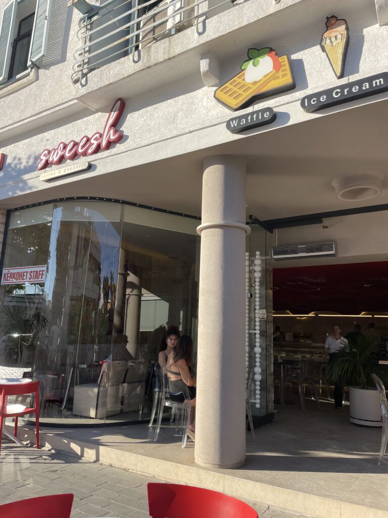 Where to Eat in Saranda - Sweesh storefront